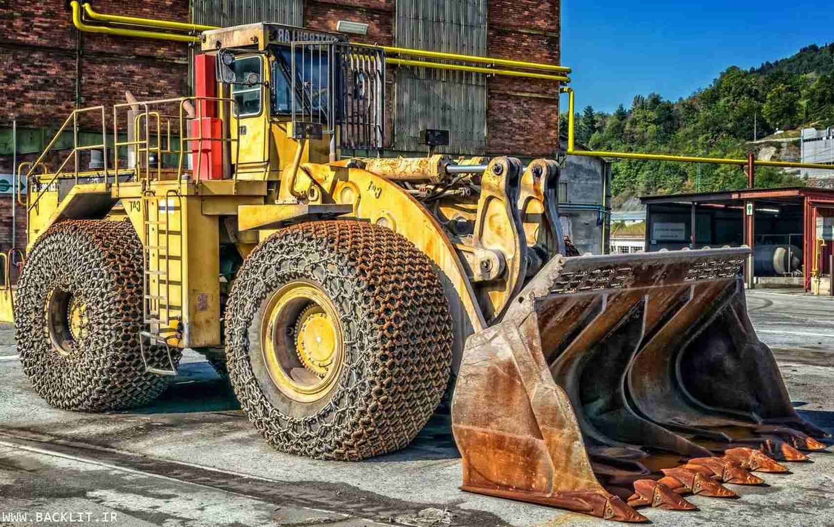 10839
