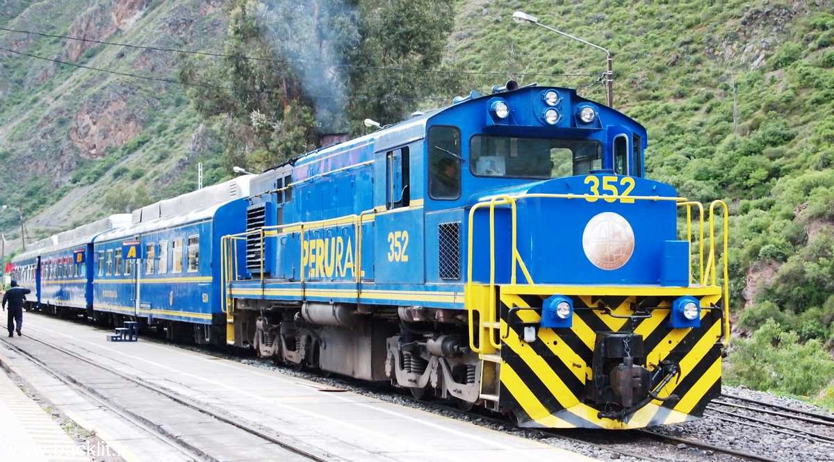13645